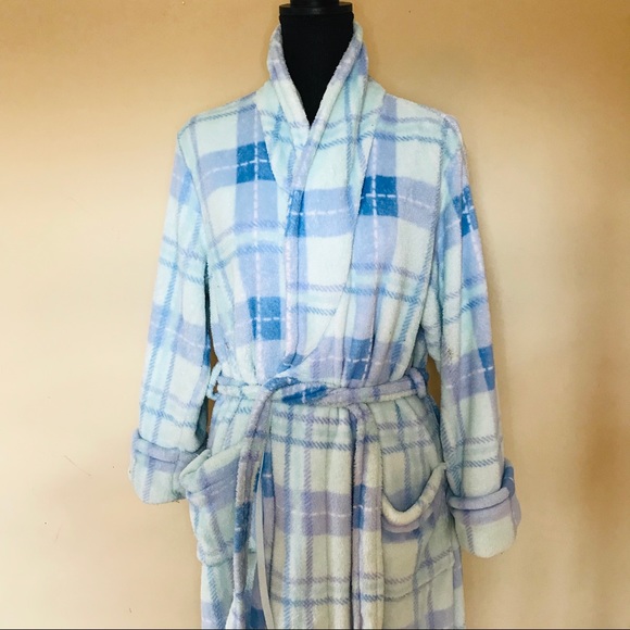2/$20 Size S | Plaid Fleece Heavy Robe - Picture 3 of 15